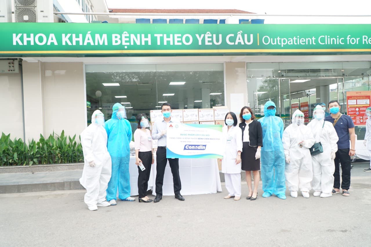 DƯỢC PHẨM CPC1 HÀ NỘI TẶNG HÀNG NGHÌN LỌ GEL KHÔ SÁT KHUẨN CHO BỆNH VIỆN TUYẾN ĐẦU