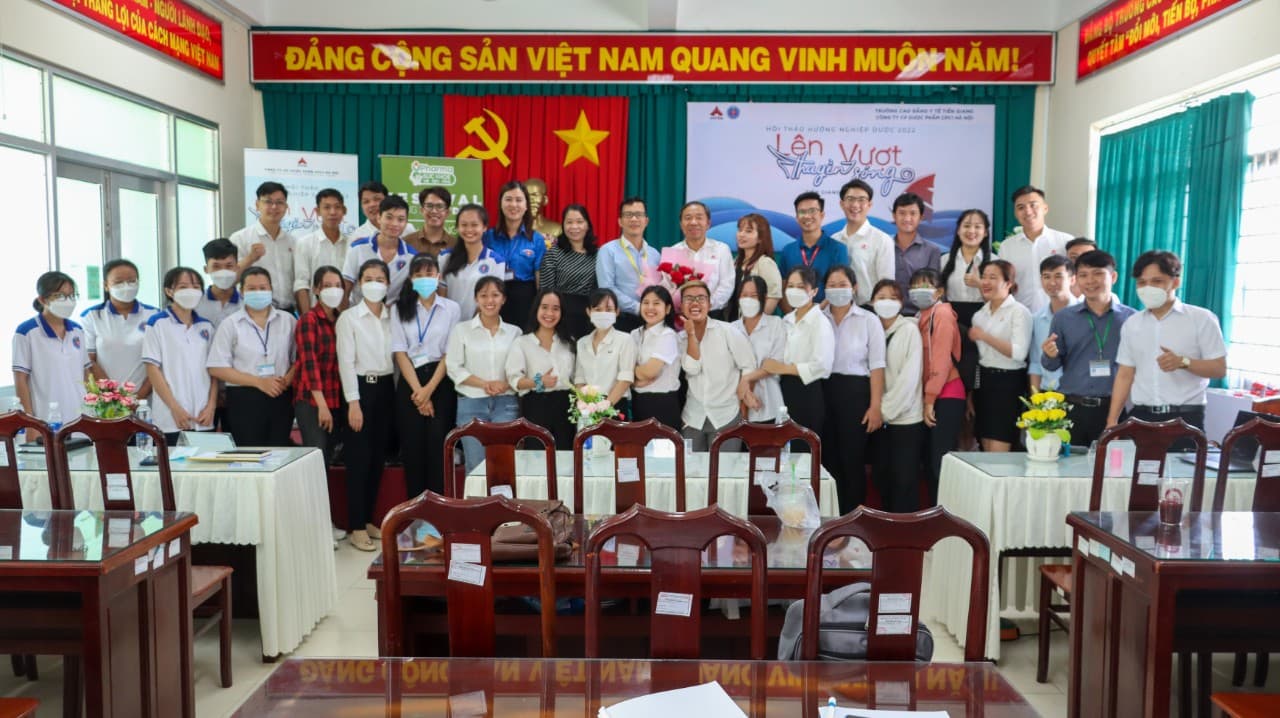 Hội thảo tư vấn hướng nghiệp cho sinh viên ngành Dược tại trường CAO ĐẲNG Y TẾ TIỀN GIANG NĂM 2022