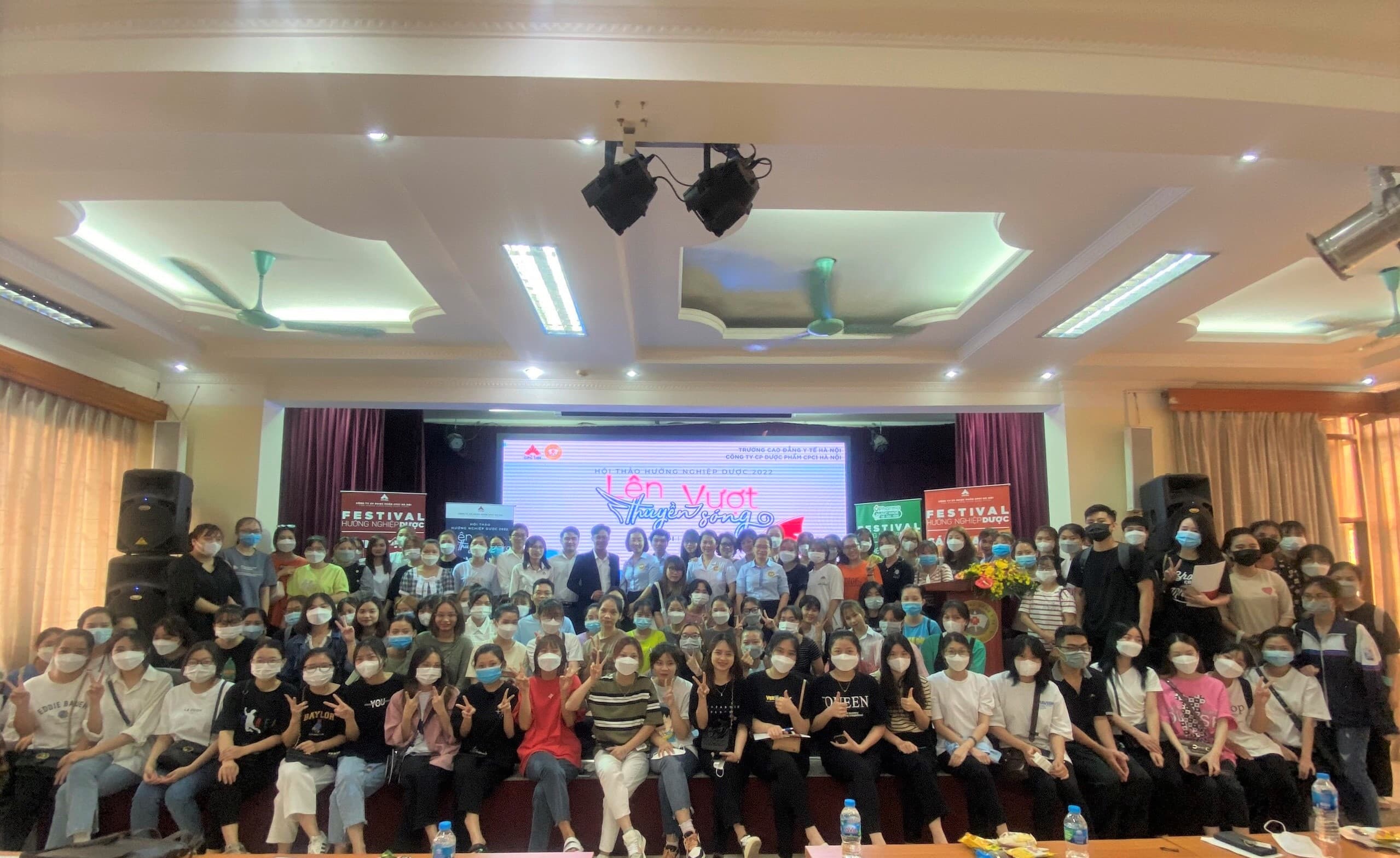THÁNG 7 NÀY – CPC1 HÀ NỘI CÓ HẸN VỚI SINH VIÊN TRƯỜNG CAO ĐẲNG Y TẾ HÀ NỘI CÙNG “LÊN THUYỀN VƯỢT SÓNG”