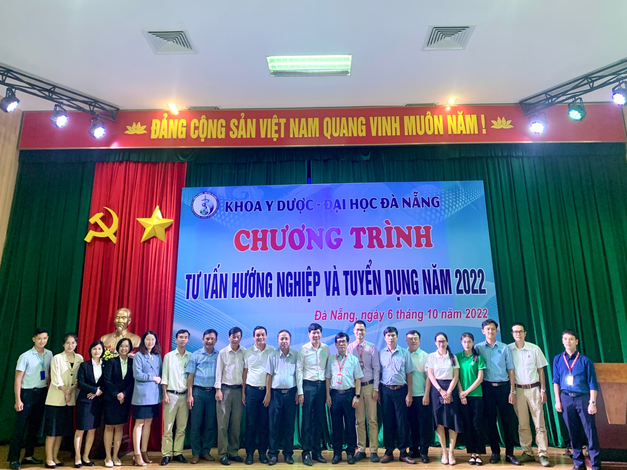 CPC1 HÀ NỘI THAM DỰ CHƯƠNG TRÌNH TƯ VẤN HƯỚNG NGHIỆP & TUYỂN DỤNG NĂM 2022 TẠI KHOA Y DƯỢC- ĐH ĐÀ NẴNG