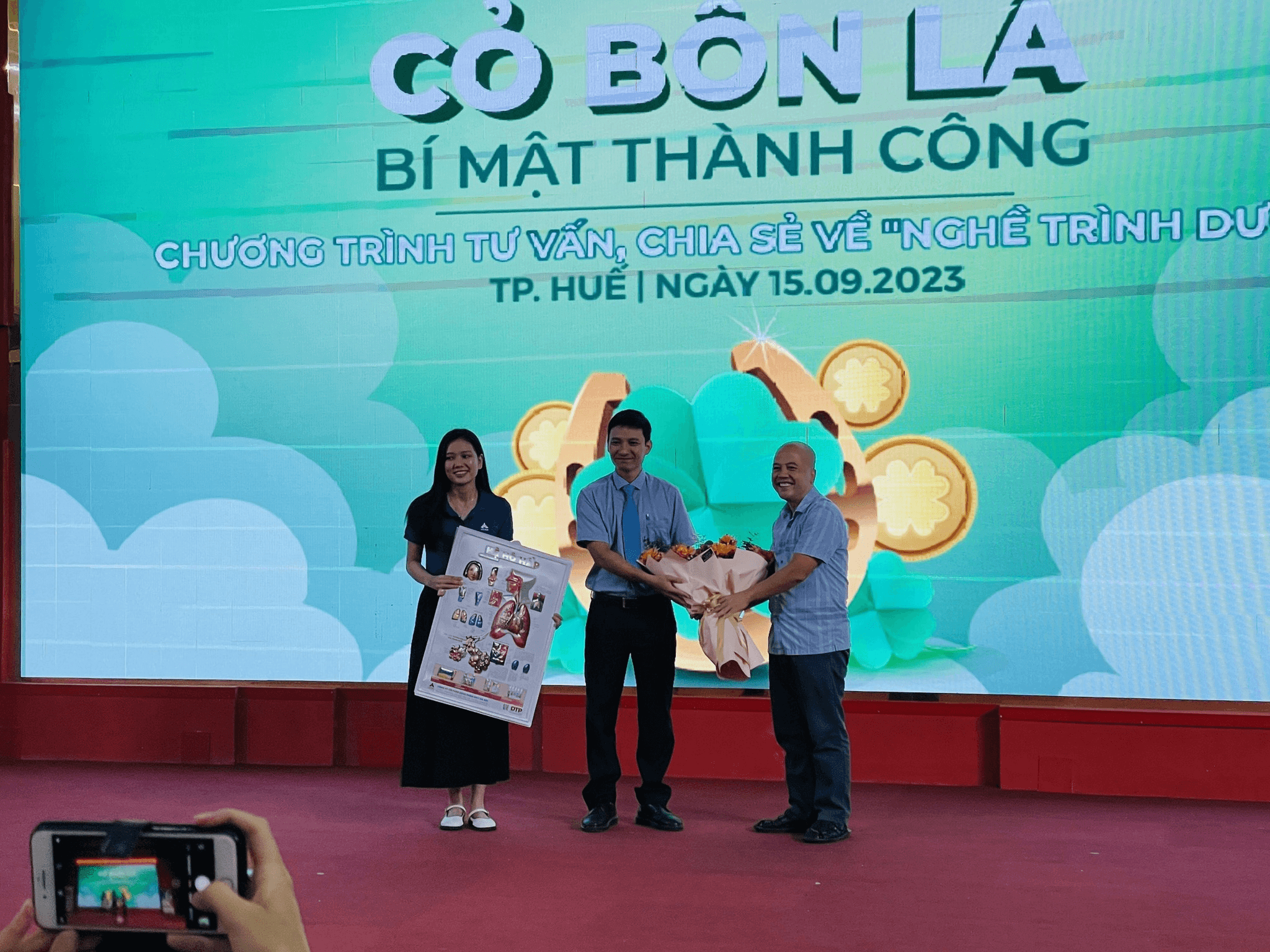 CPC1 HÀ NỘI TƯ VẤN, CHIA SẺ VỀ "NGHỀ TRÌNH DƯỢC" DÀNH CHO SINH VIÊN TRƯỜNG CAO ĐẲNG Y TẾ HUẾ
