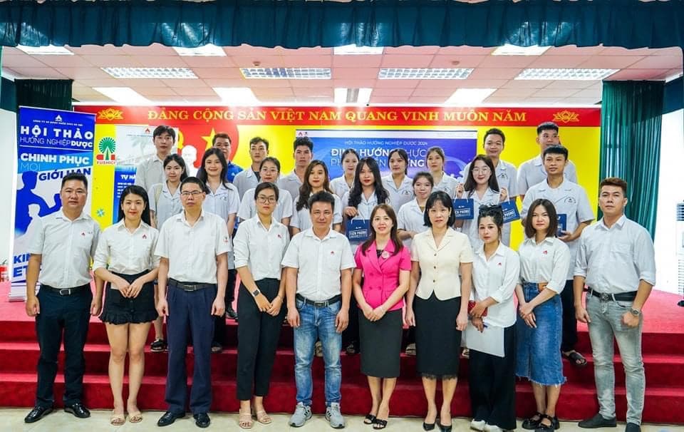 ĐỊNH HƯỚNG THỰC TẠI - PHÁT TRIỂN TƯƠNG LAI - CHUỖI HỘI THẢO HƯỚNG NGHIỆP 2024 CPC1 HÀ NỘI ĐÃ ĐẾN VỚI ĐẤT TỔ PHÚ THỌ