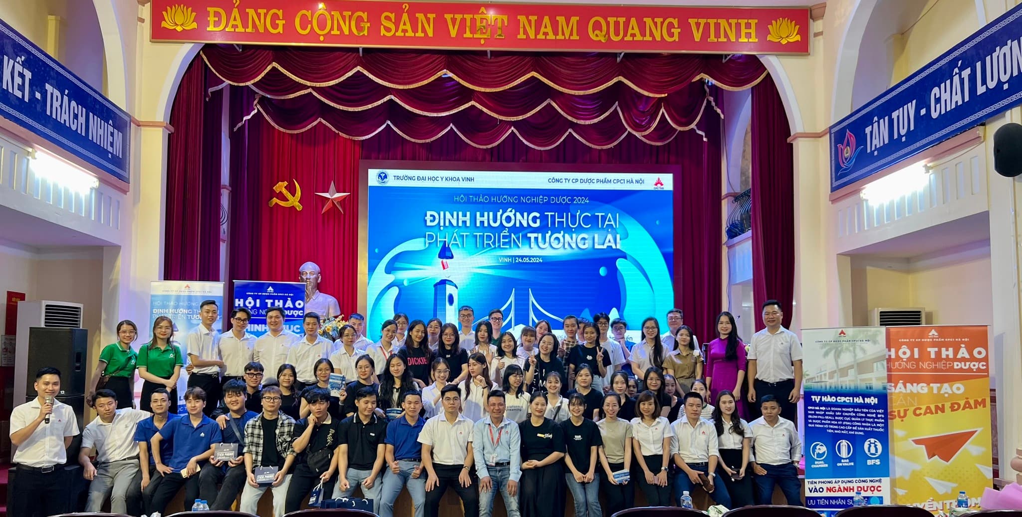 CPC1 HÀ NỘI TIẾP TỤC CHUỖI HÀNH TRÌNH “ĐỊNH HƯỚNG THỰC TẠI - PHÁT TRIỂN TƯƠNG LAI” TẠI ĐẠI HỌC Y KHOA VINH