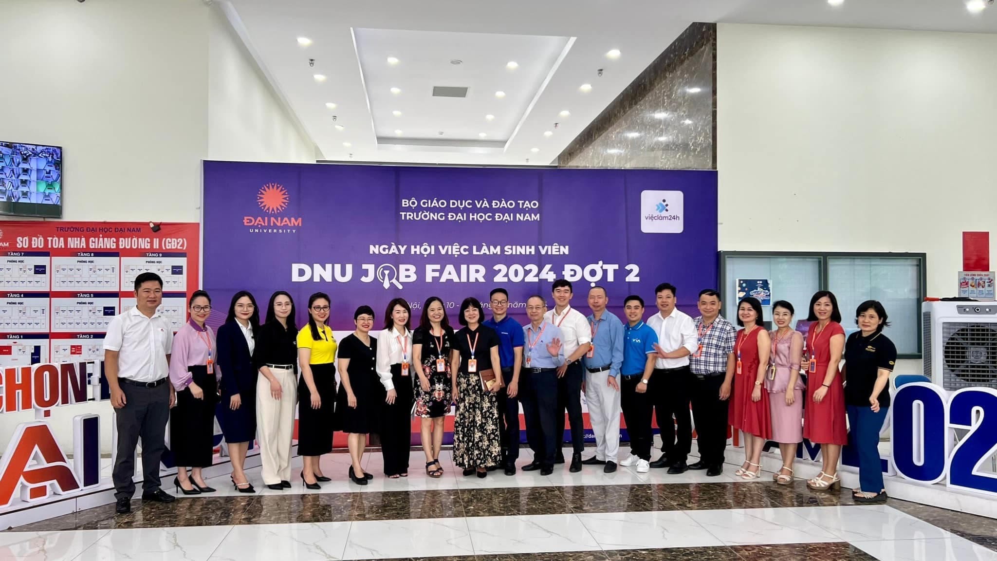 TIẾP LỬA TƯƠNG LAI CÙNG NGÀY HỘI VIỆC LÀM TẠI TRƯỜNG ĐẠI HỌC ĐẠI NAM