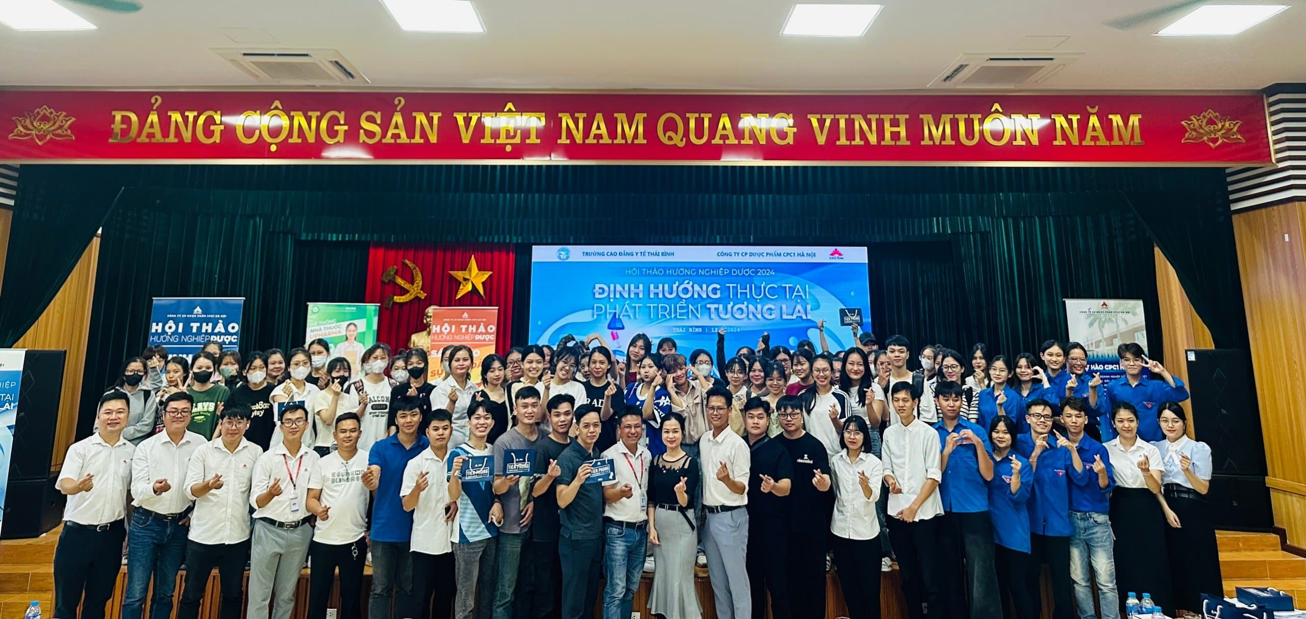 TIẾP NỐI HÀNH TRÌNH HƯỚNG NGHIỆP TẠI TRƯỜNG CAO ĐẲNG Y TẾ THÁI BÌNH