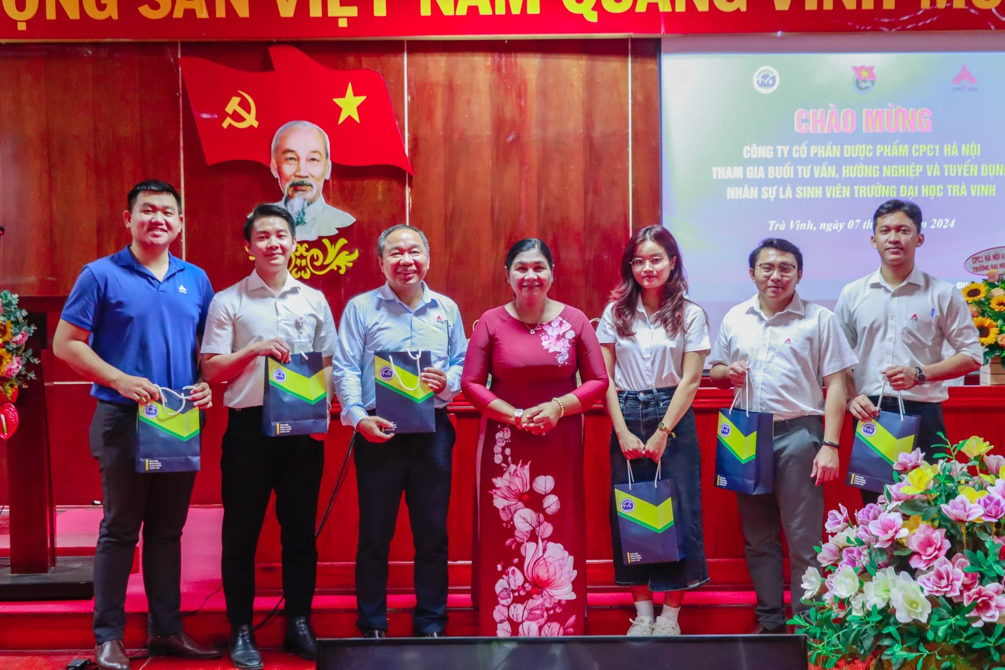 LẦN THỨ 2 CPC1 HÀ NỘI CÓ HẸN VỚI TRƯỜNG ĐẠI HỌC TRÀ VINH - HƯỚNG NGHIỆP NGHỀ TRÌNH DƯỢC
