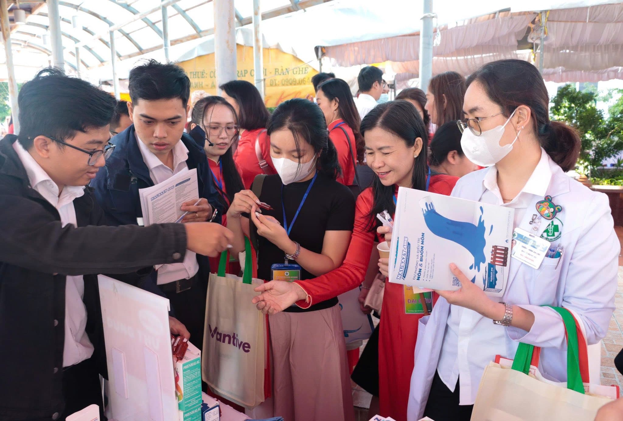 DẤU ẤN CPC1 HÀ NỘI TẠI HỘI NGHỊ KHOA HỌC CÔNG NGHỆ 2025 - BỆNH VIỆN ĐA KHOA TRUNG TÂM AN GIANG