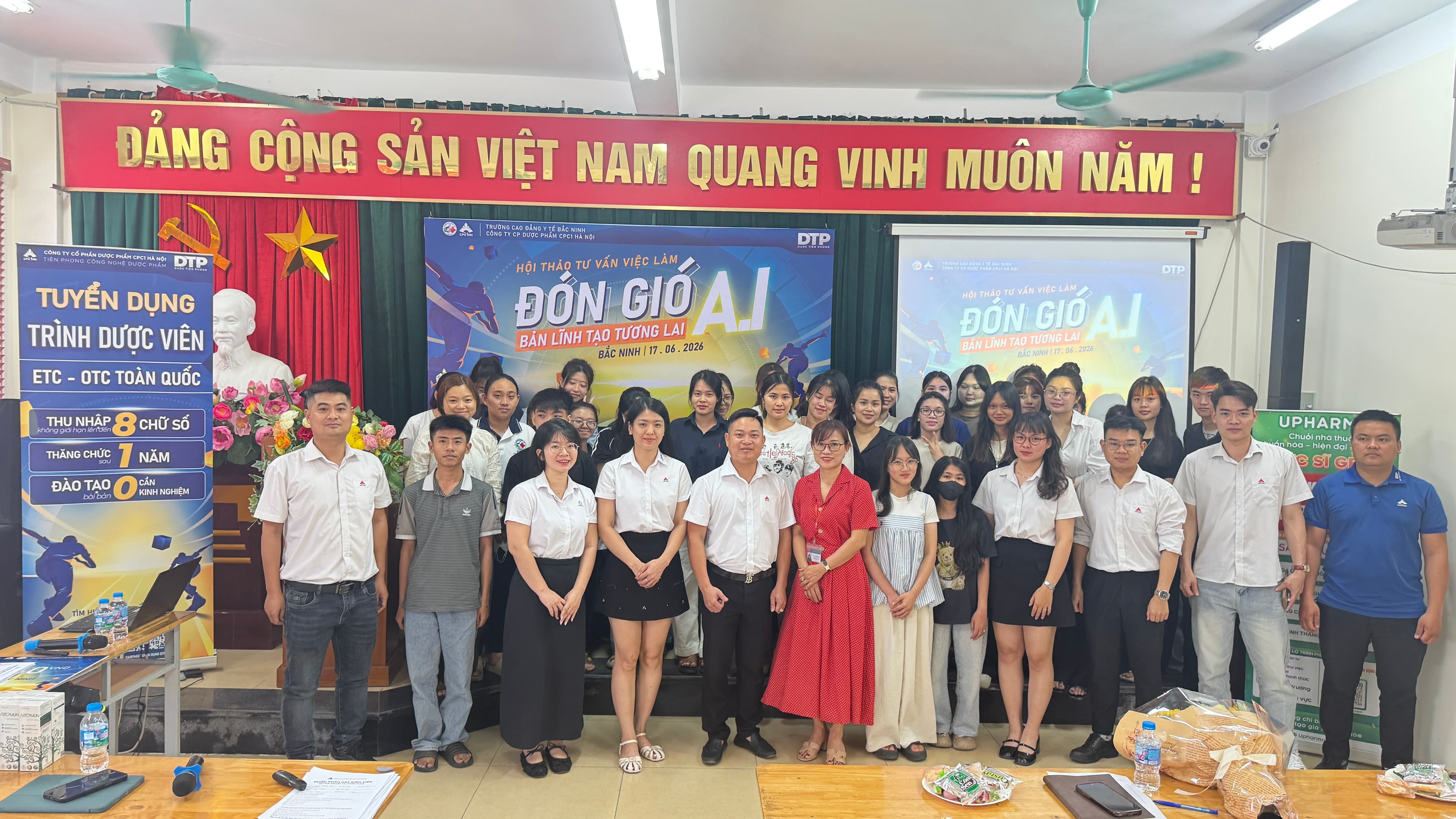 TIẾP NỐI HÀNH TRÌNH KẾT NỐI NHÂN TÀI DƯỢC TRẺ CÙNG CHUỖI HƯỚNG NGHIỆP CÙNG CPC1HN